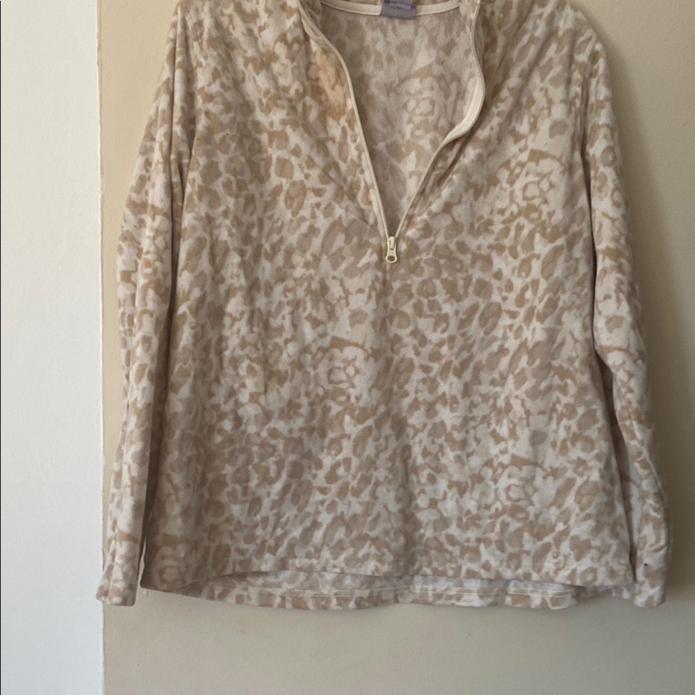 Estate sale women’s fleece